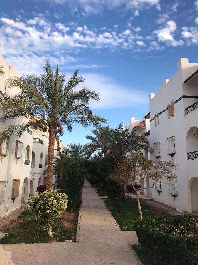 Daire Lovely One Bedroom Within Cozy Compound Including Swimming Pool, Supermarket. Perfect Location At Neama Bay With Access To Public Transportation Şarm El-Şeyh
